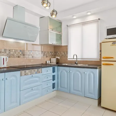 Apartamento Sunny With A View To Gibraltar In Miraflores Sitio de Calahonda